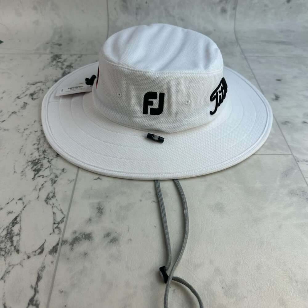 NEW Titleist Tour Aussie White/Black Bucket Golf Hat New with Tags - Picture 4 of 6
